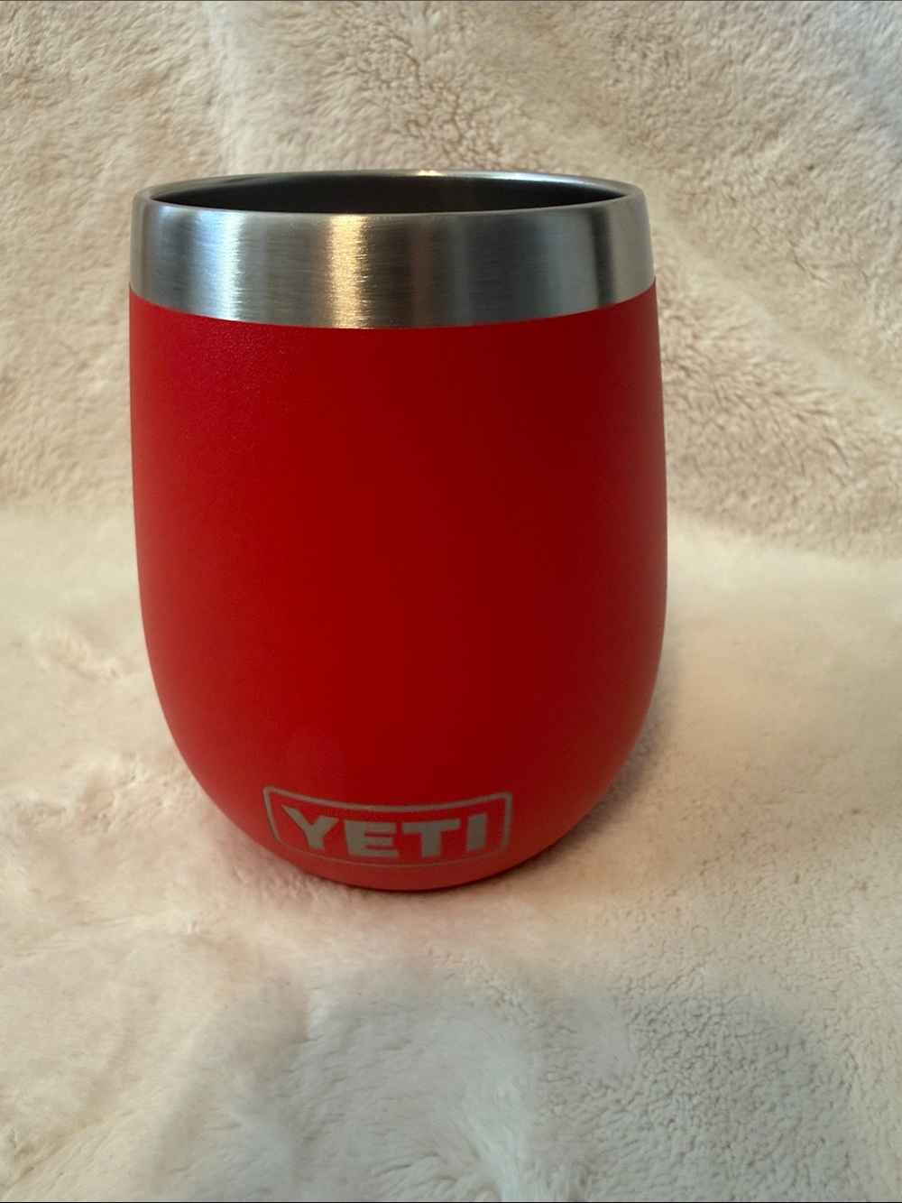 Yeti Wine glass 10 oz NWOT